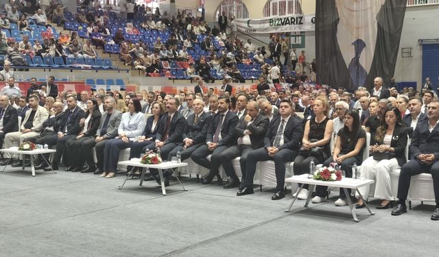 MHP’nin Aydın kongresinde gözler onları aradı : Alıcık ve Pehlivan katılmadı