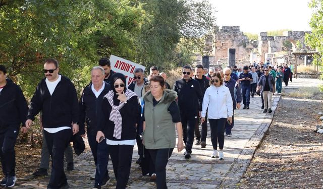 Afrodisias Antik Kenti’nde sağlık için anlamlı yürüyüş