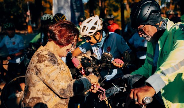 Didim BİFEST’e katılanlar eşsiz manzaralar eşliğinde pedal çevirdi