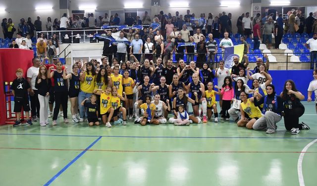 Didim'in Sultanları set vermeden kazandı; 3-0