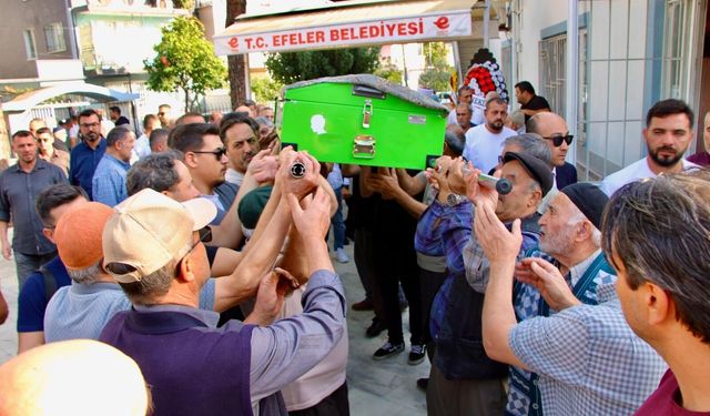Fadime Akbal gözyaşlarıyla toprağa verildi.