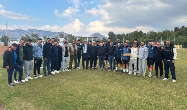 İncirliova Belediyespor’a derbi öncesi baklavalı moral