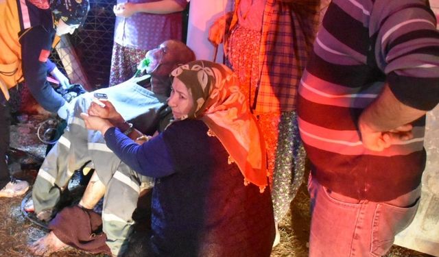 Karacasu'da ev yangını kontrol altına alındı: Dualar yaralılar için