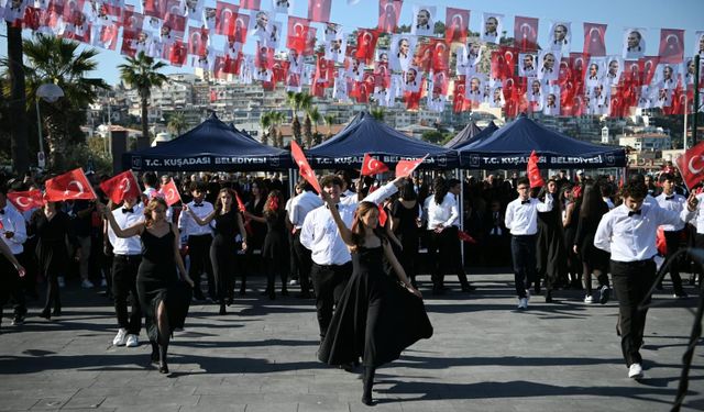 Kuşadası'nda 'Cumhuriyet' coşkusu 'Atatürk'ün huzurunda kutlanacak