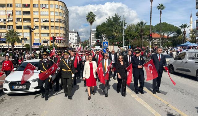 Nazilli'de 29 Ekim coşkuyla kutlandı