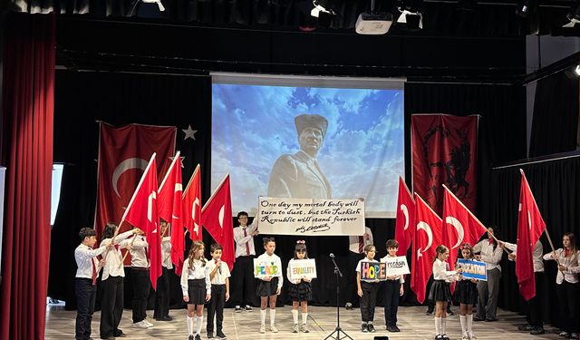 Özel Başak Koleji'nde görkemli Cumhuriyet Bayramı coşkusu: 103. yıl gururu