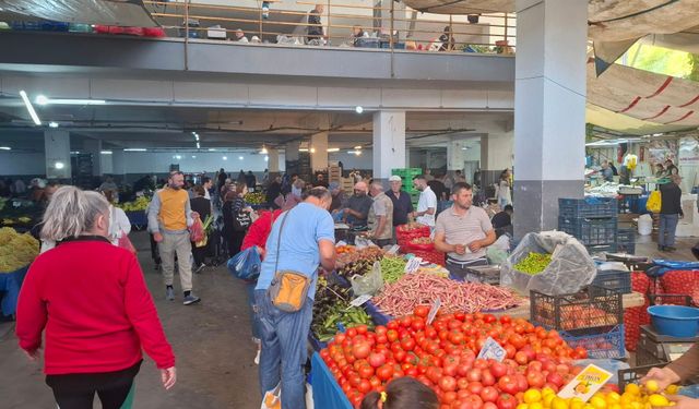Semt pazarında 'Narenciye' sezonu açıldı