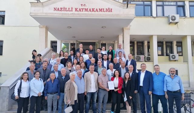 Nazilli'de 'YENİ' dönem: Başkan Sevim mazbatasını aldı