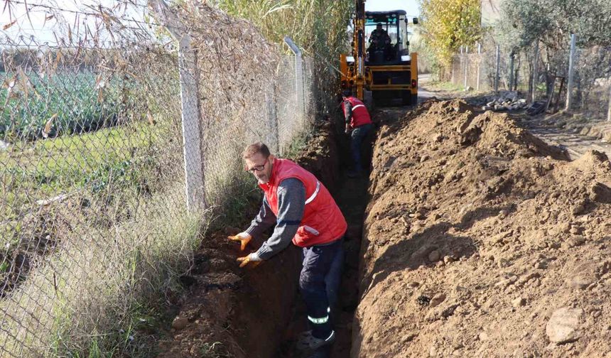 Nazilli’de yağmurlama hattı çalışmaları sürüyor