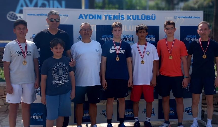 Aydın Tenis Kulübü başarısıyla turnuvaya damga vurdu