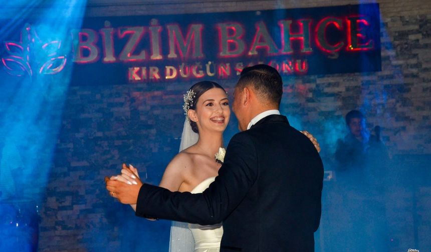 Aydınlı fanatik damat, düğünde şampiyonluğu kutladı