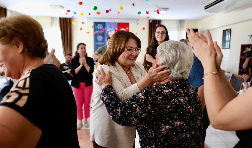 Başkan Gençay, Anneler günü etkinliğine katıldı