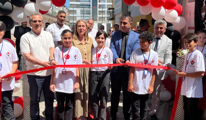 Beşeylül’de Bilim Rüzgarı: E-Atık Projesi Dikkat Çekti