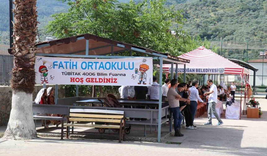 Bozdoğanda öğrenciler projelerini sergiledi