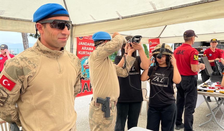 Jandarma Nazilli’de öğrencilerle buluştu