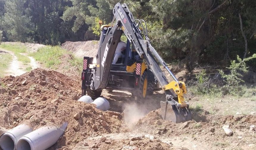 Karacasu’da yağmur suyu tahliye hattı güçleniyor