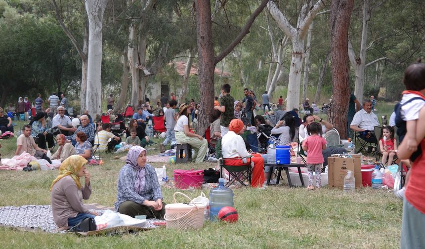 Konyalılar geleneksel 'Etli pilav şenliği''nde buluştu