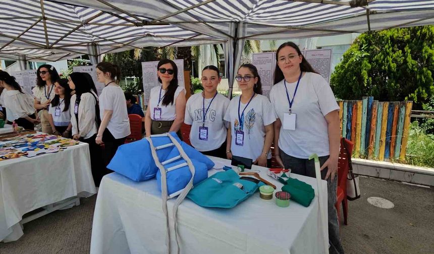 Nazilli’deki Kız Meslek Lisesi’nde Bilim Fuarı coşkusu