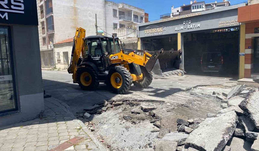Söke’de yol yenileme çalışmaları devam ediyor