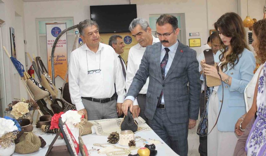 Sultanhisar’da el emeği ürünler görücüye çıkartıldı