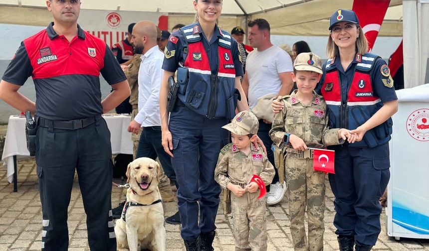 Acemi erlerin yemin töreninde ailelere jandarma ve KADES tanıtıldı