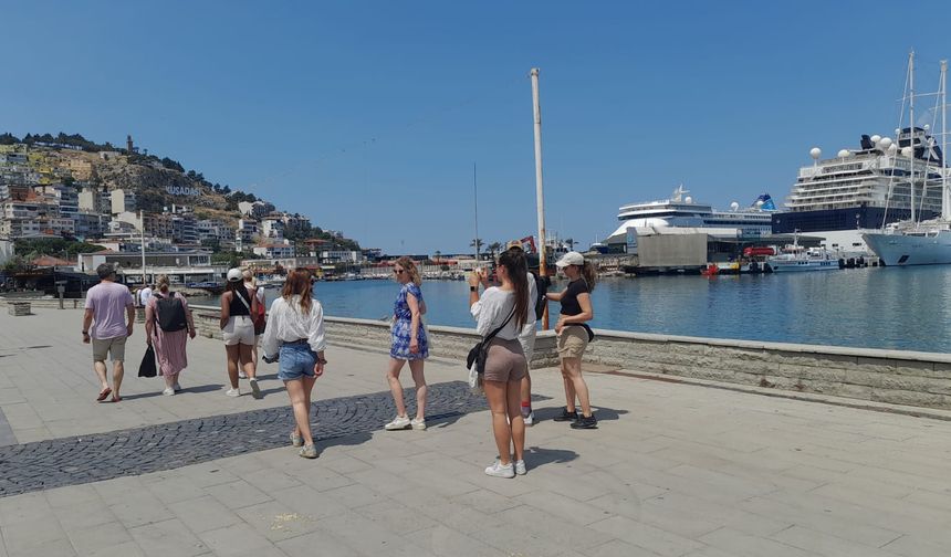 Ege Port Limanı'ndan 4 bin 700 misafir giriş yaptı