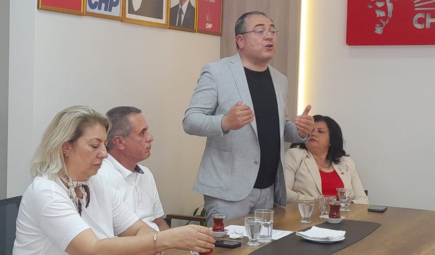Kuşadası CHP bayramlaşma programında buluştu