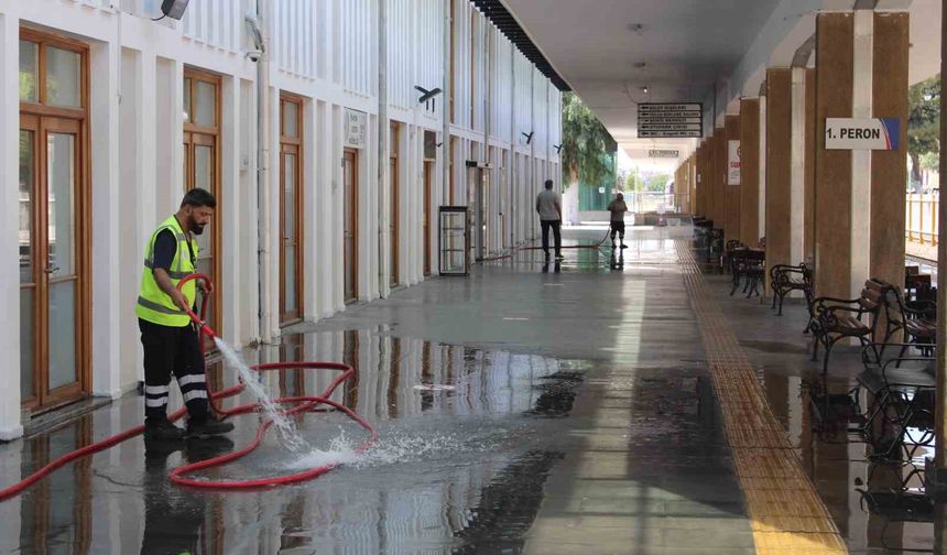 Aydın’da tren seferleri iptal oldu, giden kapıdan döndü