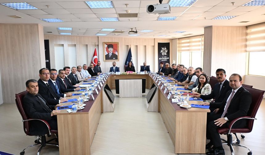 Çerçioğlu, müdürlerle el ele verdi