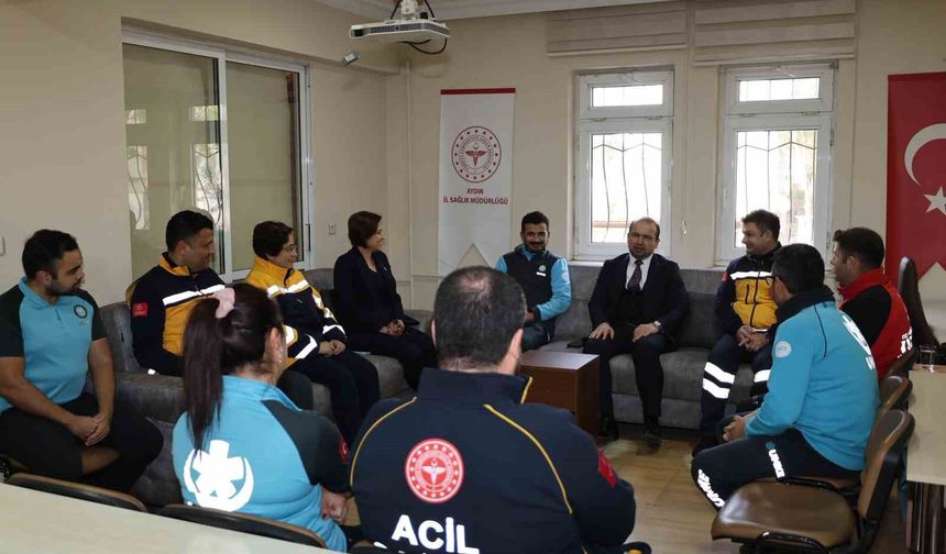 İl Sağlık Müdürü Şenkul UMKE ekibiyle bir araya geldi