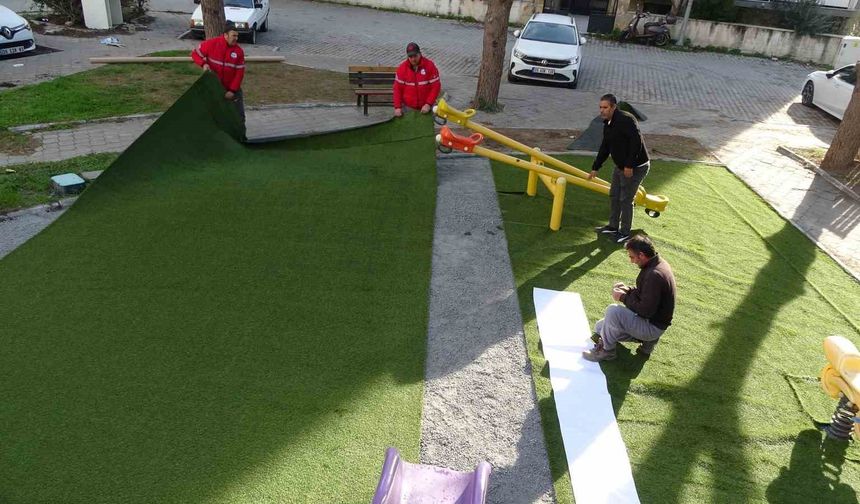 Söke Belediyesi’nin parklarda yenileme atağı devam ediyor