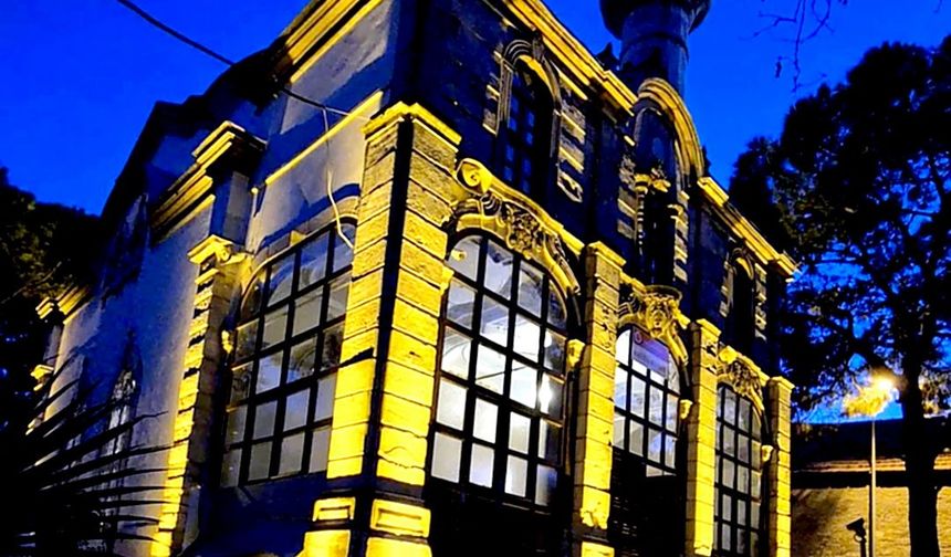 Söke’de 130 yıllık camideki çalışma beğeni topladı