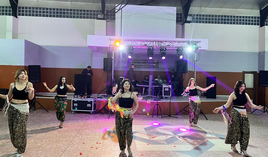 Karacasu'da DMD hastası Turan'a umut gecesi düzenlendi