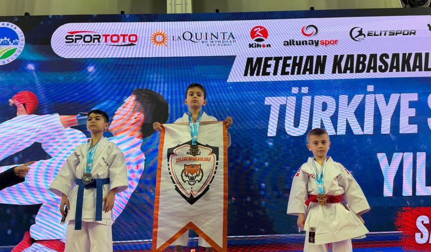 Nazilli'ye "altın" gurur: Eralp birincilikle döndü