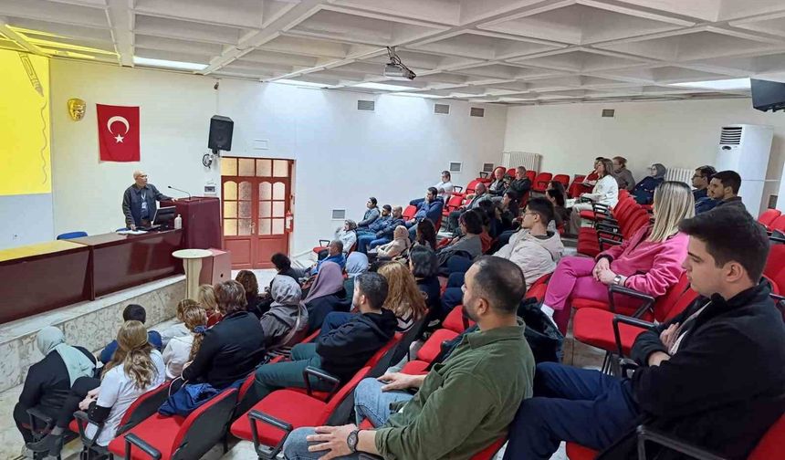 Aydın’da sağlık çalışanlarına organ bağışı eğitimi verildi