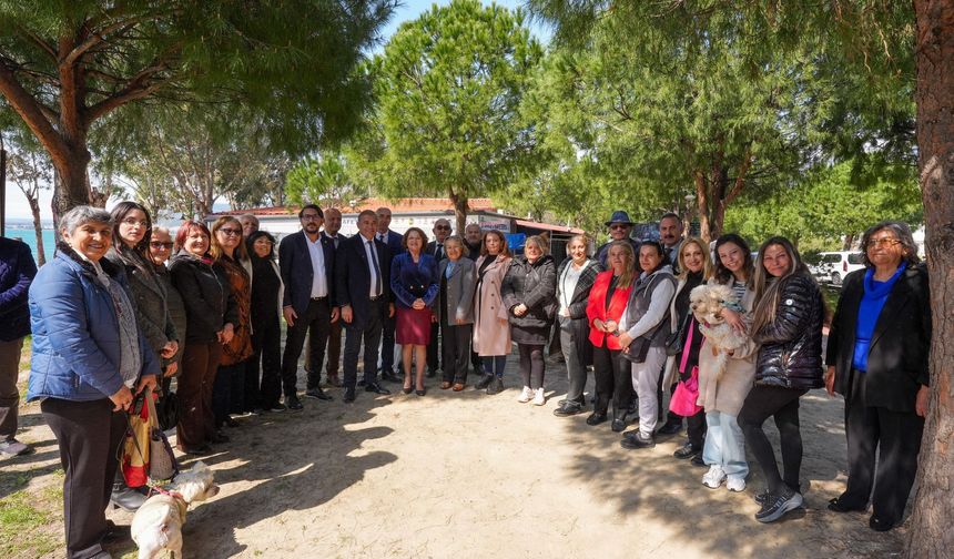 Başkan Gençay Akbüklülerle bayramlaştı