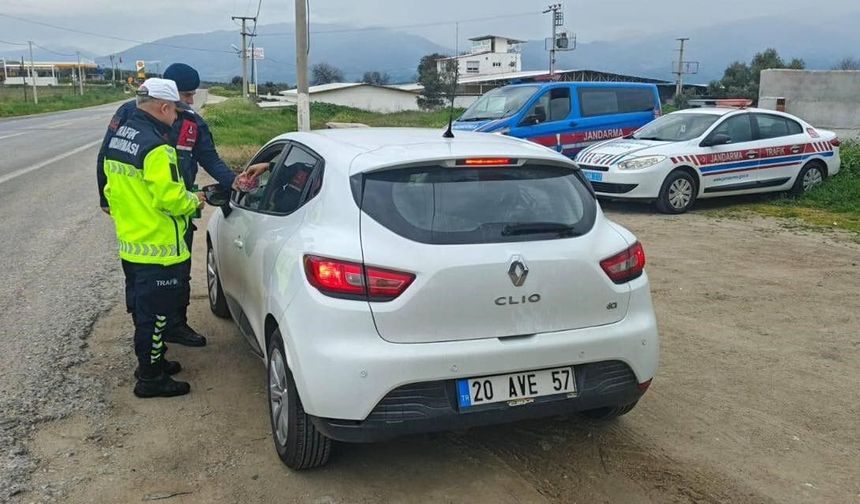 Karacasu’da bayramda trafik ekipleri sahada