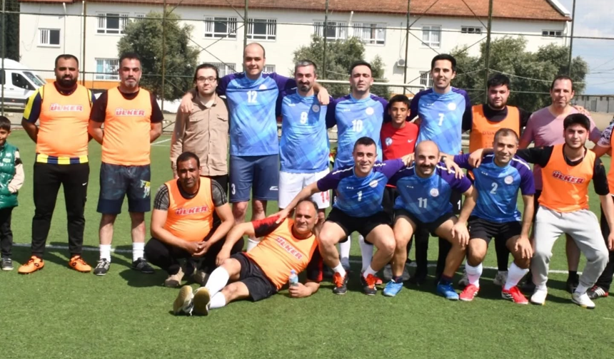 Aydın’da Roman gençler dostluk maçı yaptı