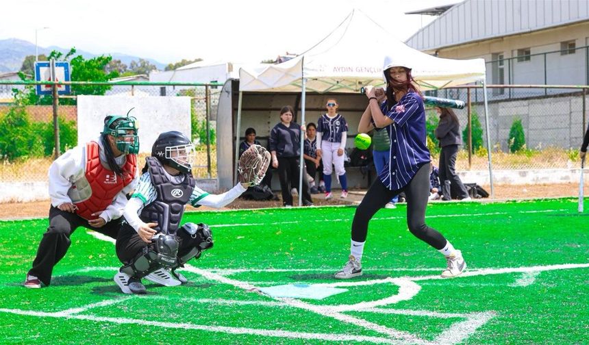 Softbol'un kalbi Aydın’da atıyor