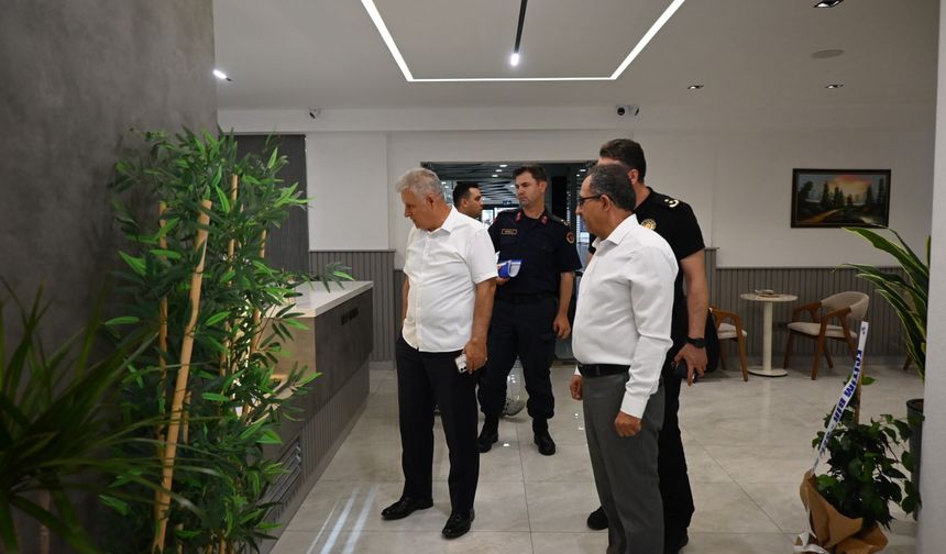 Kuşadası Öğretmenevi Kafeteryası törenle hizmete açıldı