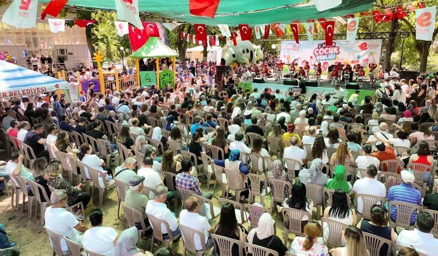Efeler’de çocuklar için interaktif tiyatro zamanı