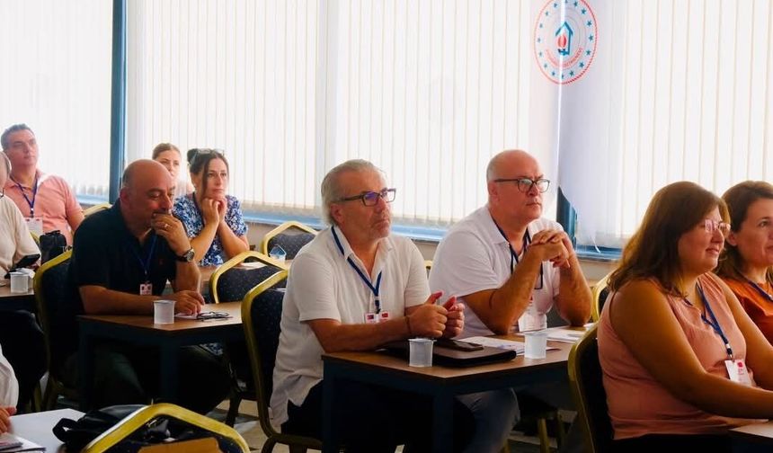 Mesleki Eğitimde Dijital Dönüşüm eğitimi Kuşadası'nda başladı