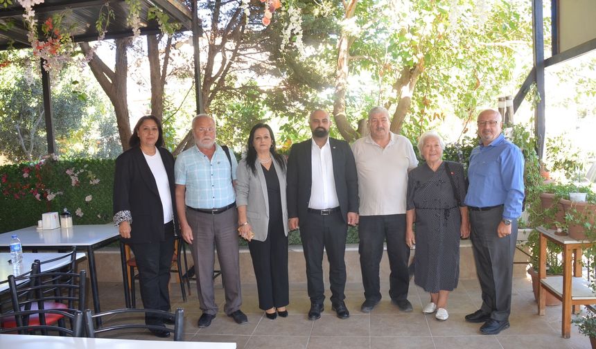 Didim İYİ Parti teşkilatı basınla bir araya geldi