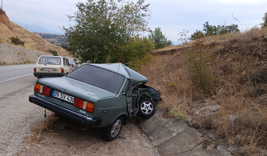 Karacasu'da kaygan yol kazaya sebep oldu: 1 yaralı