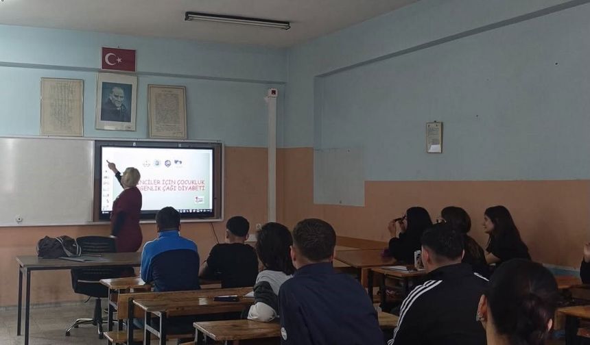 Öğrenciler diyabet ve obeziteye karşı bilgilendirildi