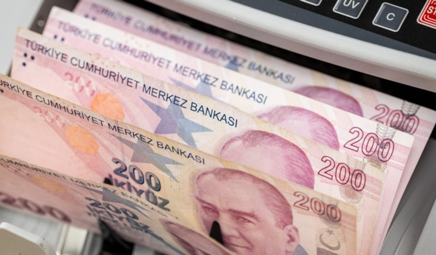 Bankada birikimi olanları ilgilendiriyor: Mevduat faizinde düşüş sürüyor