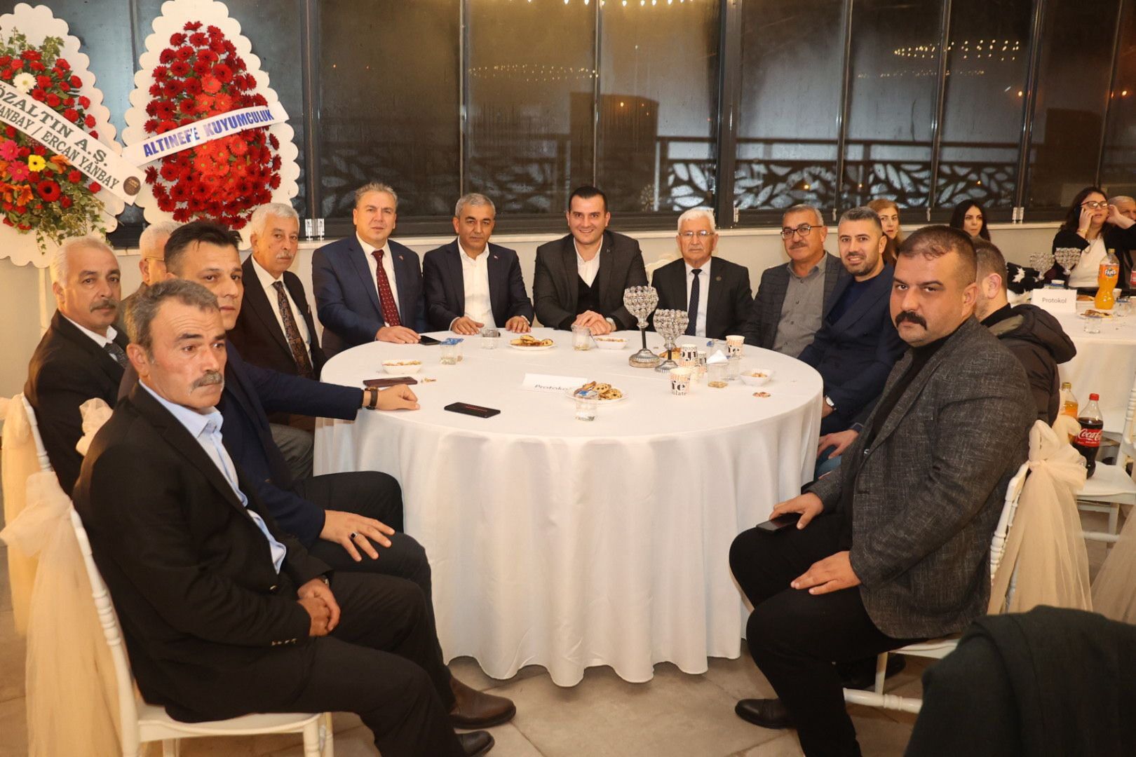 sahinci-ve-pala-ailelerinin-mutlu-gunu-429367-f4f0ada5e92b795a981531a2b0067d88.jpg