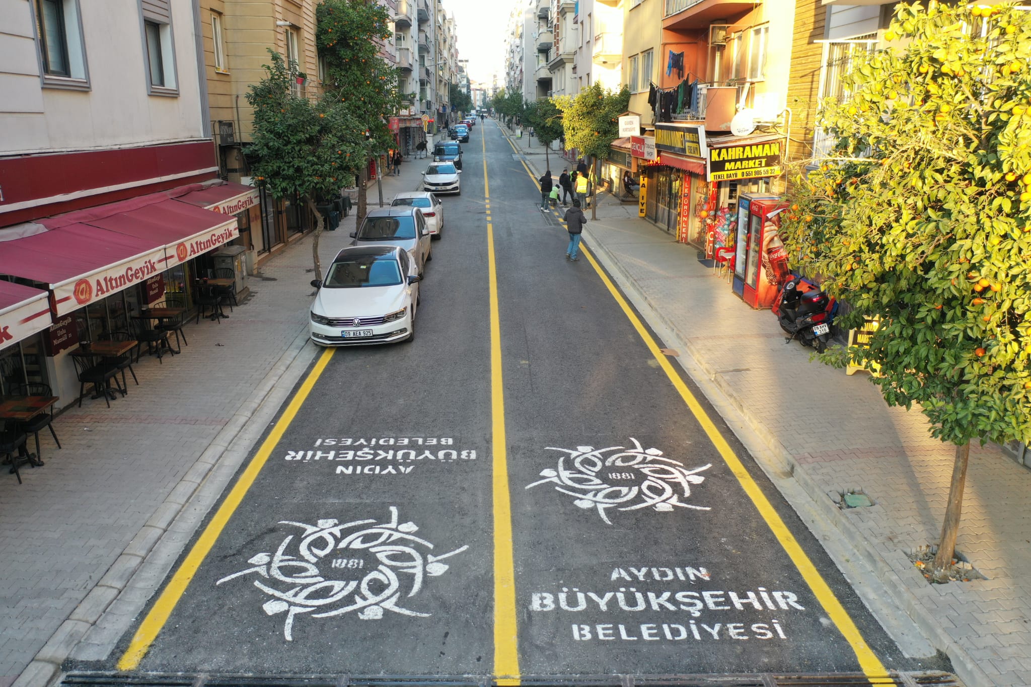 aydin-buyuksehir-belediyesi-genclik-caddesini-yeniledi-432850-d74b6ac4e05d0d324bb044f383d68a39.jpg