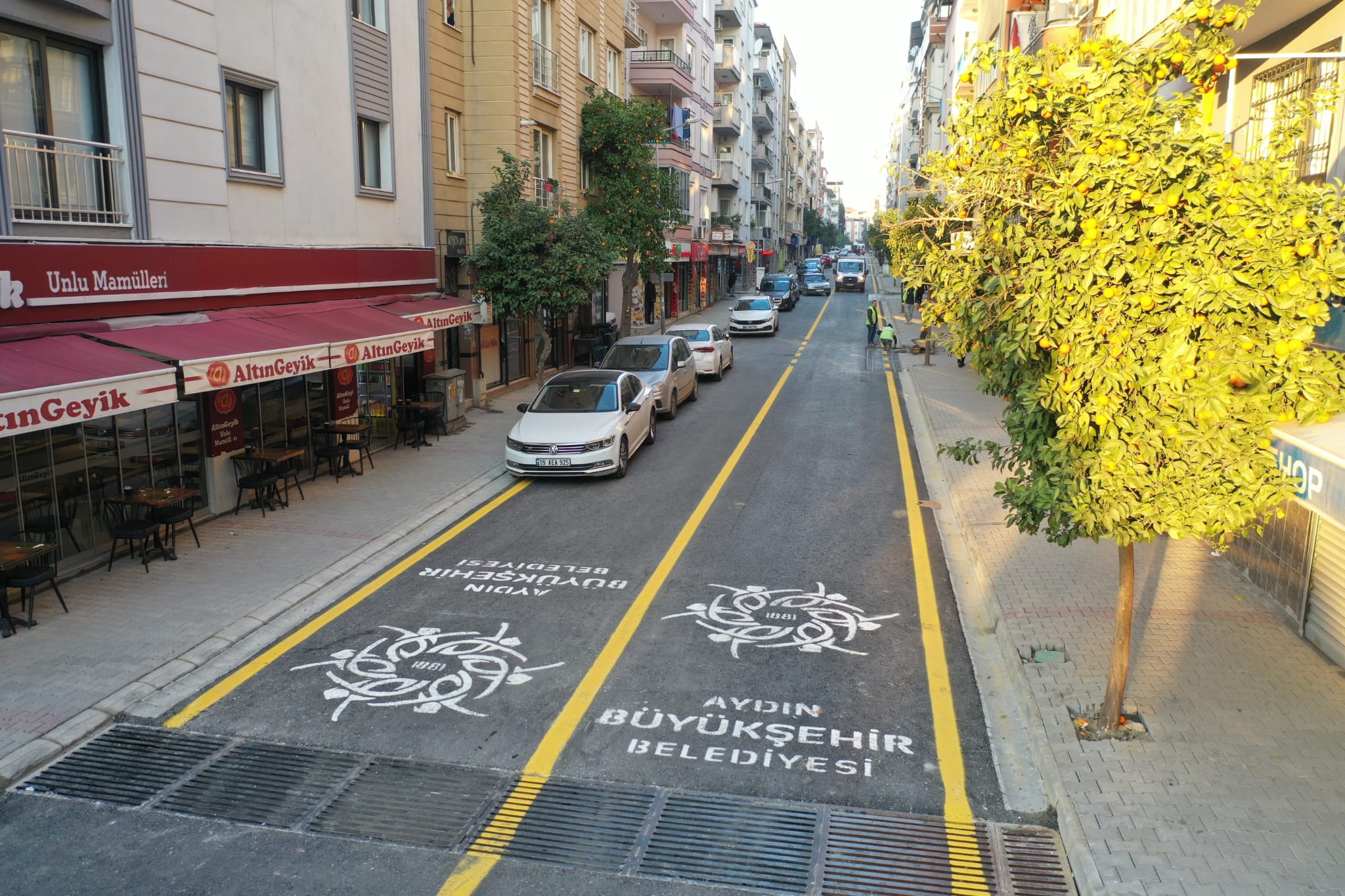 aydin-buyuksehir-belediyesi-genclik-caddesini-yeniledi-432850-e099619652cceb214466cf41ecc4053c.jpg