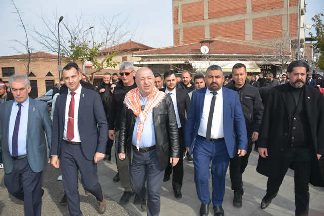 turk-milletinin-menfaatlerini-savunuyoruz-449523-66cff7bb767a1f56a84d8648bde808e7.jpg
